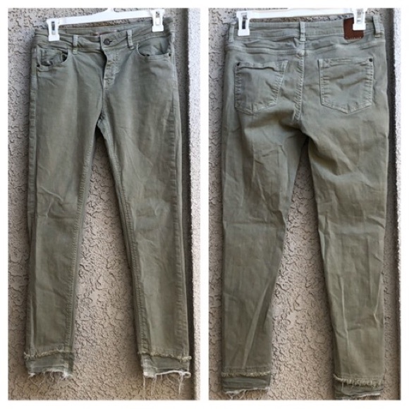 Zara Basic Green Double Raw Hem high  rise Jeans - Picture 2 of 8
